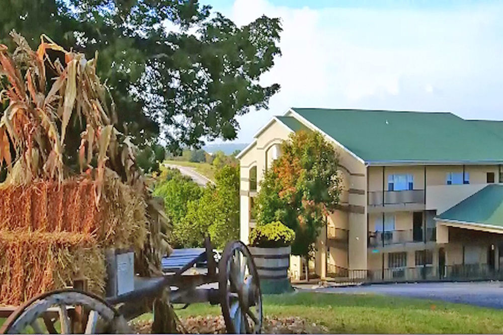 The Park At Foxborough Hotel Branson Exterior photo